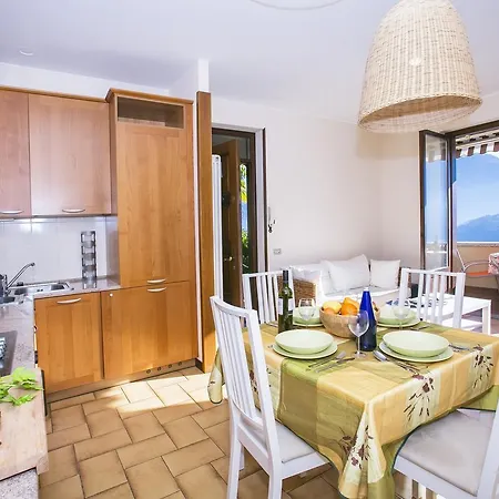Vista Bella Venere Διαμέρισμα *